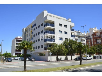 Piso en venta en Avenida de la Marina Española