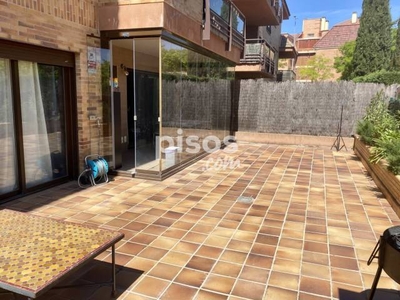 Piso en venta en Calle del Valle del Roncal, 16