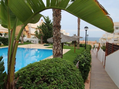 Venta Casa adosada Alicante - Alacant. Buen estado con terraza 270 m²