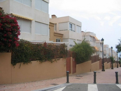 Venta Casa adosada Alicante - Alacant. Buen estado con terraza 300 m²