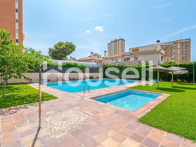 Venta Casa unifamiliar en Arpón Alicante - Alacant. Buen estado con terraza 300 m²