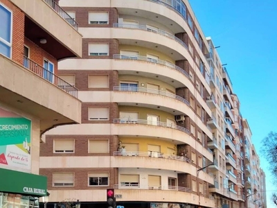 Venta Piso Albacete. Piso de cuatro habitaciones Primera planta con balcón