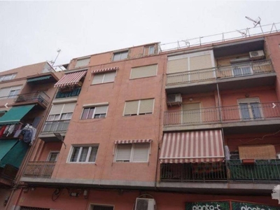 Venta Piso Alicante - Alacant. Piso de cuatro habitaciones Tercera planta con balcón