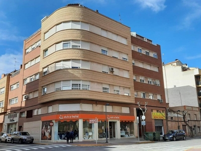 Venta Piso Almansa. Piso de tres habitaciones Quinta planta con terraza