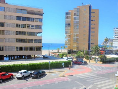 Venta Piso Benidorm. Piso de tres habitaciones Segunda planta con terraza