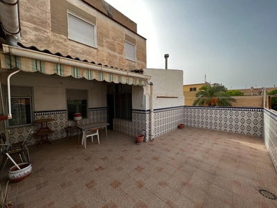 Venta Piso en Reyes Catolicos. Novelda. Primera planta con terraza