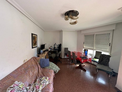 Venta Piso Monforte del Cid. Piso de tres habitaciones Primera planta