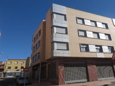 Venta Piso Rojales. Piso de tres habitaciones en Calle Ingeniero Juan Garcia. Con terraza