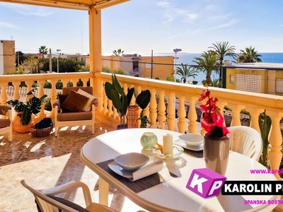 Venta Piso Santa Pola. Piso de cuatro habitaciones en Avinguda de la Armada Española. Primera planta con terraza