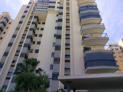 Venta Piso Villajoyosa - La Vila Joiosa. Piso de tres habitaciones Sexta planta con balcón