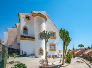 Casa adosada en venta en Torreblanca del Sol