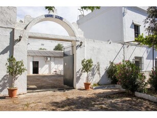 Finca con piscina y casa de invitados en La Rinconada, Sevilla