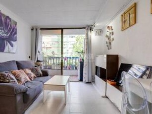 Piso de dos habitaciones entreplanta, La Verneda-La Pau, Barcelona