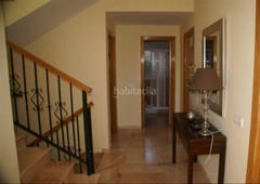 Chalet villa en venta , 6 dormitorios. en Benajarafe