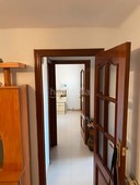 Piso con 3 habitaciones amueblado con calefacción y aire acondicionado en Tarragona