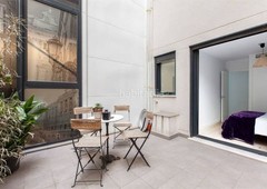 Piso en cuesta de san vicente excelente piso moderno frente al campo del moro en Madrid