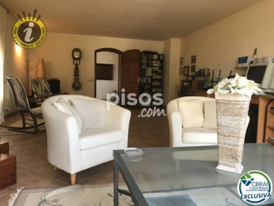 Casa en venta en Carrer Masmueca