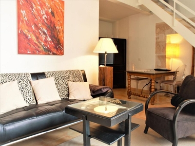 Alquiler de dúplex en La Seu - Cort - Monti-sión de 1 habitación con terraza y muebles