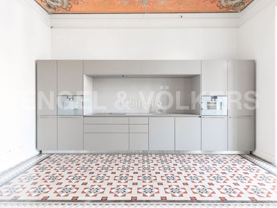 Alquiler piso apartamento de lujoa mueblado en eixample en Barcelona