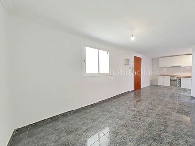 Alquiler piso con 2 habitaciones en Bufalà Badalona