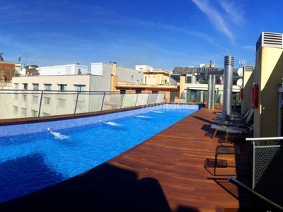 Alquiler piso en carrer de pau claris 99 piso con 2 habitaciones amueblado con ascensor, calefacción y aire acondicionado en Barcelona