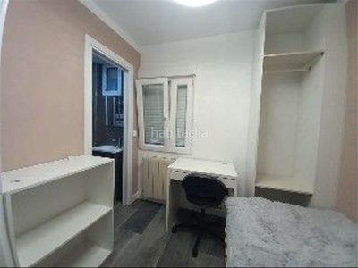 Alquiler piso estudiantes 3 dormitorios y 3 baños en Getafe