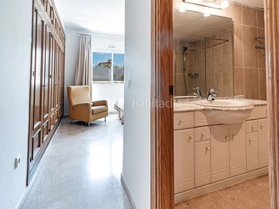 Ático oportunidad ático en milla de oro 3 dormitorios con vistas en Marbella
