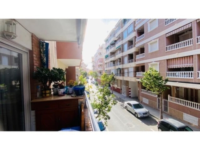 Bonito y amplio apartamento en la Playa del Cura Torrevieja