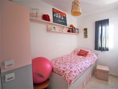 Casa adosada adosada de 3 dormitorios en venta en la zona de bel air, . en Estepona