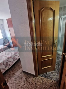 Casa con 2 habitaciones con parking, calefacción y aire acondicionado en Paterna