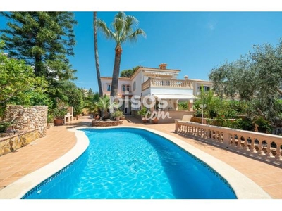 Casa en venta en Carrer Penyes