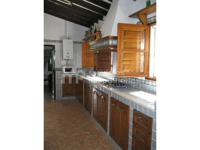 Casa estilo rural con piscina y vistas montaña en Vélez - Málaga