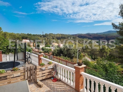 Casa individual con jardín cerca de sitges en Sant Pere de Ribes