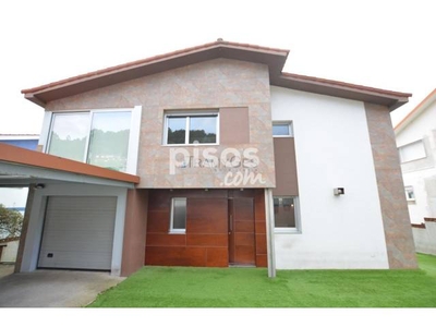 Chalet en venta en Calle de Angel de Lema y Marina, cerca de Camino de Ferreira