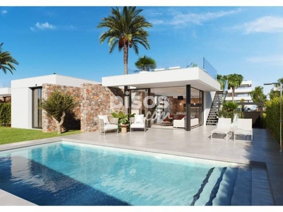 Chalet en venta en Villas de Obra Nueva en Complejo Privado en La Provincia de Murcia