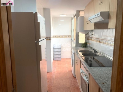 Habitaciones en Benicalap, València Capital por 300€ al mes
