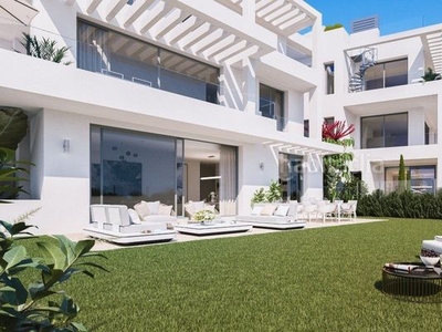 Piso complejo de lujo de 9 exclusivas viviendas con vistas al mar mediterráneo en Mijas