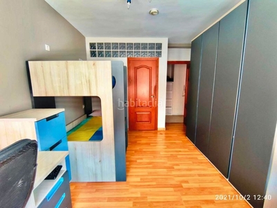 Piso con 2 habitaciones con ascensor, parking y aire acondicionado en Fuengirola