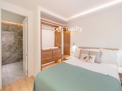 Piso de 3 dormitorios reformado a estrenar en calle san bernardo zona malasaña-universidad en Madrid