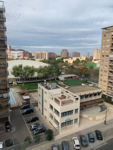 Piso en alquiler en calle Miguel Asín y Palacios de 3 habitaciones con terraza y muebles