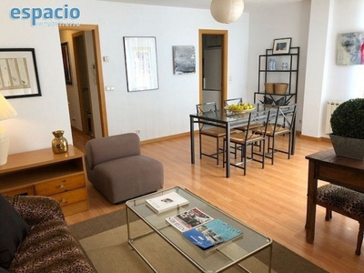 Piso en alquiler en Centro - Ponferrada de 1 habitación con muebles y calefacción