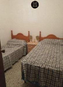 Piso en venta en sabinillas, 5 dormitorios. en Manilva