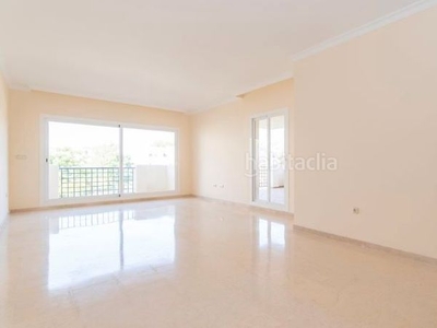 Piso en venta (málaga) hiedra,s/n. cjto.santa maria green hills en Marbella