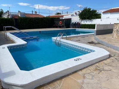 Venta de casa con piscina y terraza en Torredembarra, LES ÀMFORES