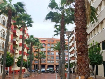 Venta de piso en Centro (Huelva), centro con garaje