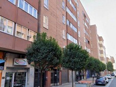Alquiler Piso Valladolid. Piso de cuatro habitaciones Segunda planta con terraza