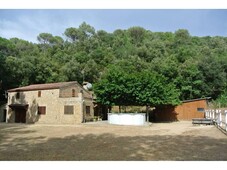 Venta Casa rústica en Calle Major Hostalric. Buen estado 7500 m²