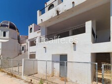 Venta Casa rústica en Camino Viejo de Alicante Altea. Buen estado 226 m²