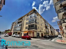 Venta Piso Ávila. Piso de tres habitaciones en Calle de Nuestra Señora de Sonsoles. A reformar primera planta con terraza