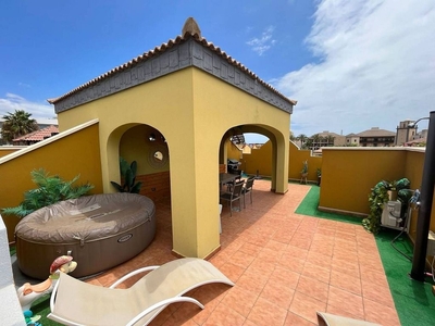 Alquiler de piso en Costa Adeje de 1 habitación con terraza y piscina